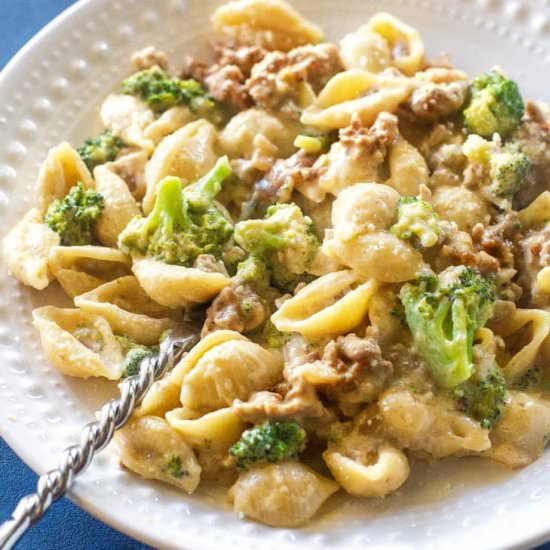 One Pot Sausage Broccoli Pasta
