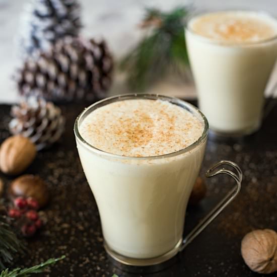 Traditional Homemade Eggnog