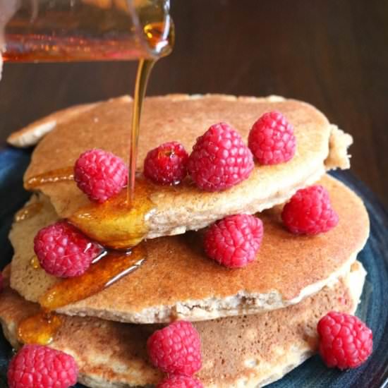 Fluffy Almond Pancakes