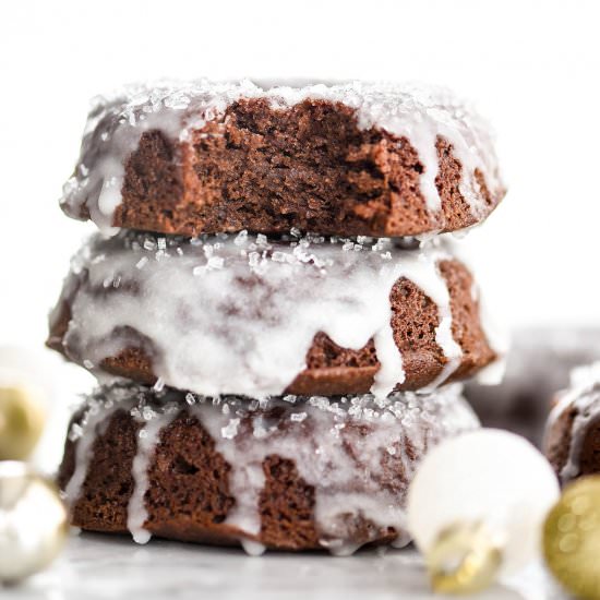 Paleo Baked Chocolate Donuts
