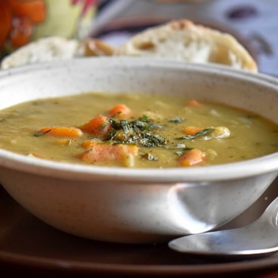 Slow Cooker Vegetarian Pea Soup