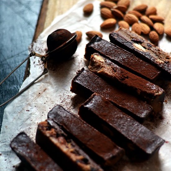 Almond Butter & Cranberry Fudge