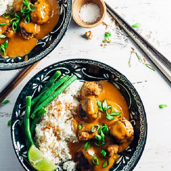 Chicken Meatballs with Peanut Sauce