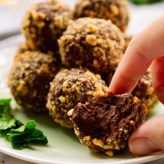 Vegan Mint Chocolate Truffles