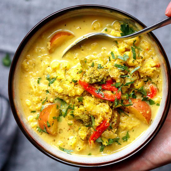 Instant Pot Cauliflower Curry Soup