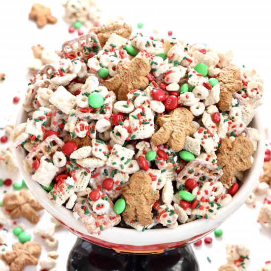 Christmas Crunch Mix