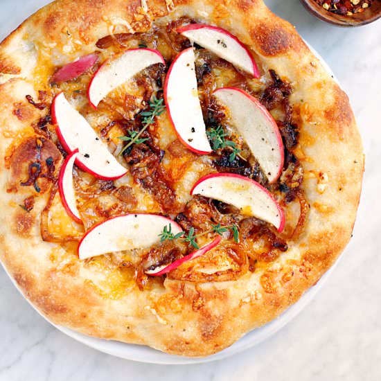 Apple and Caramelized Onion Pizza