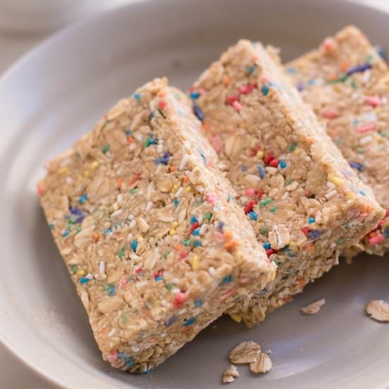 Cake Batter Oatmeal Bars