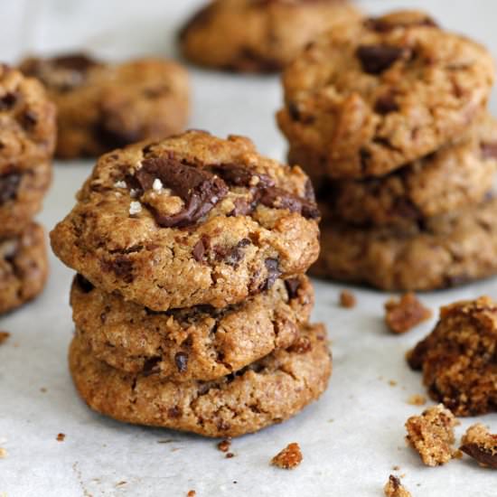 Vegan Chocolate Chip Cookies