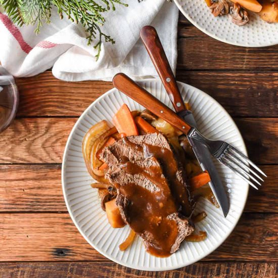 Slow Cooker Balsamic Roast