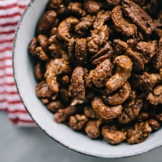 Gingerbread Spiced Nuts