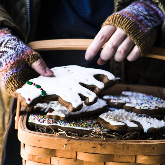 Easy Gingerbread Cookies
