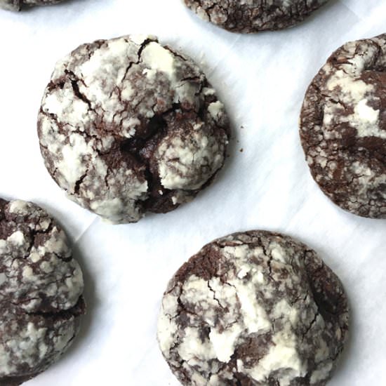 Crinkle Fudge Cookies