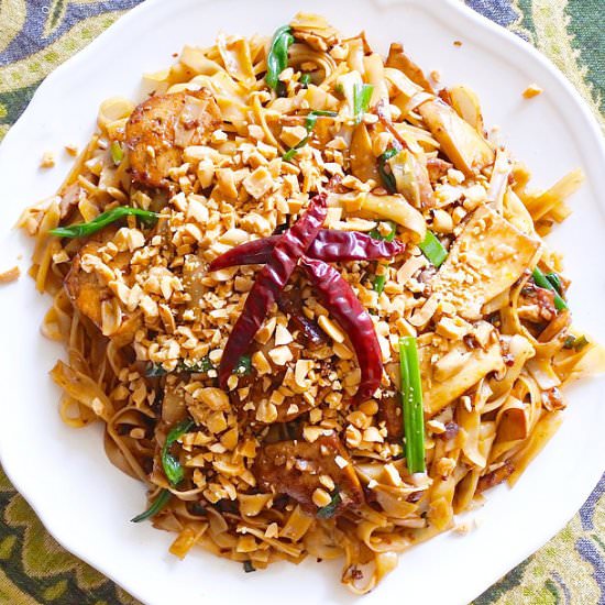 Sweet Soy and Chili Rice Noodles