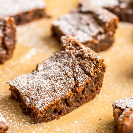 Whole Wheat Gingerbread Cookie Bars
