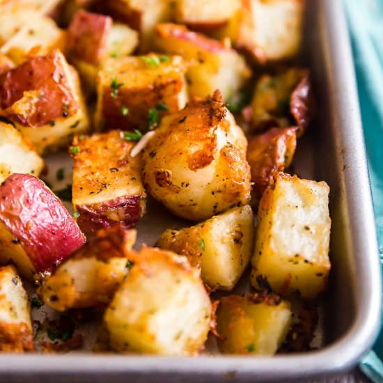 Parmesan Garlic Roasted Potatoes
