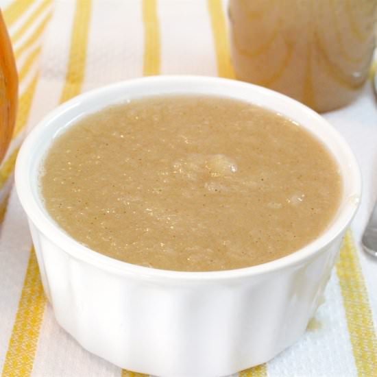 Pear Sauce- 4 Ingredients, no sugar