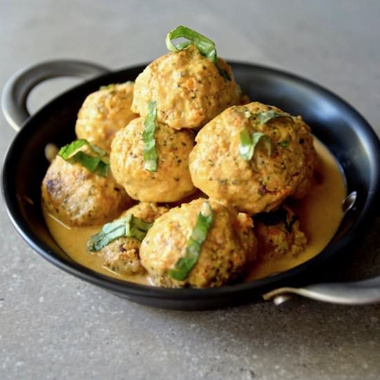 Thai Coconut Chicken Meatballs
