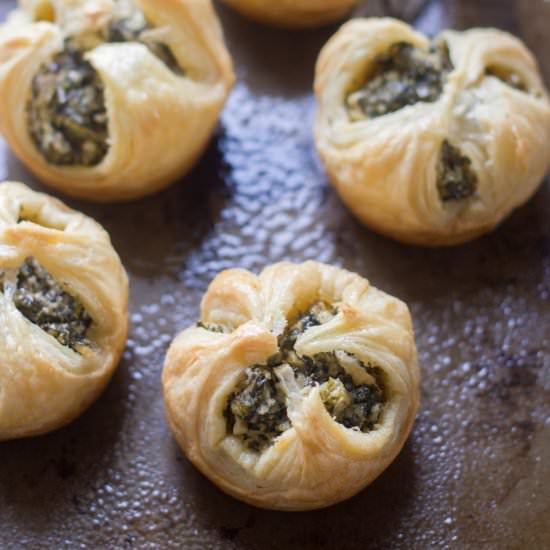 Vegan Spinach Puffs