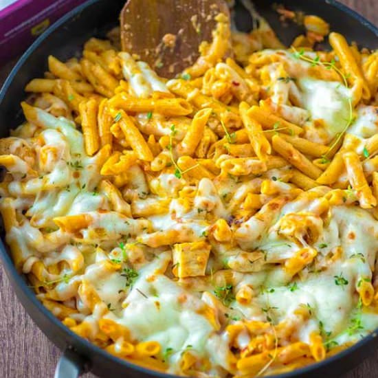 CHICKEN PENNE WITH SUN-DRIED TOMATO