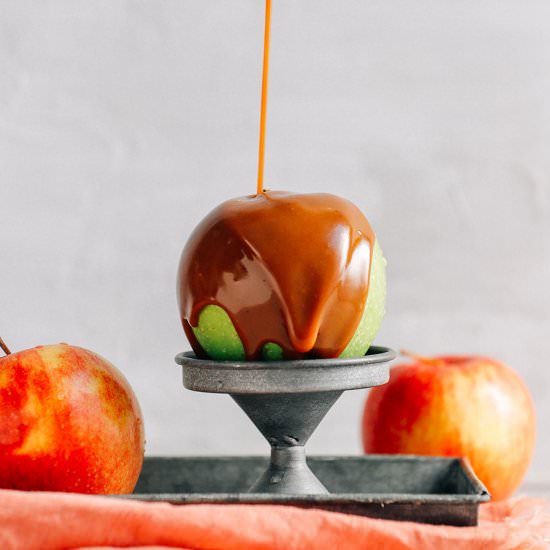 5-Ingredient Vegan Caramel Sauce