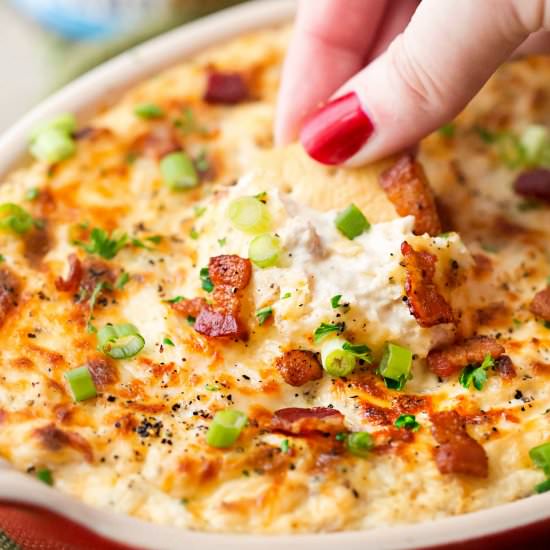 Bacon Horseradish Clam Dip