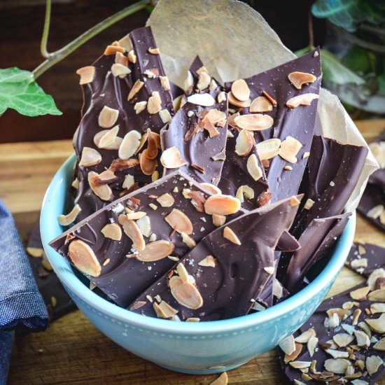 3 Ingredient Paleo Chocolate Bark