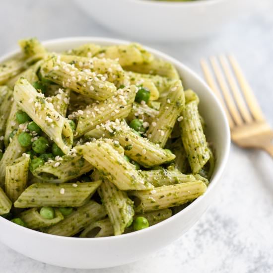 Kale Walnut Pesto Pasta