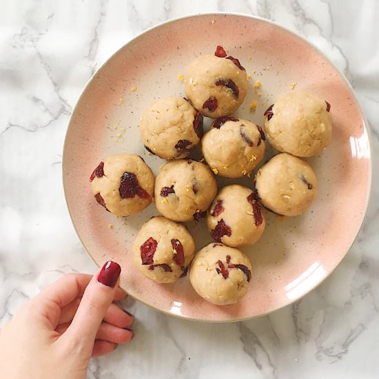 Cranberry Orange Energy Balls