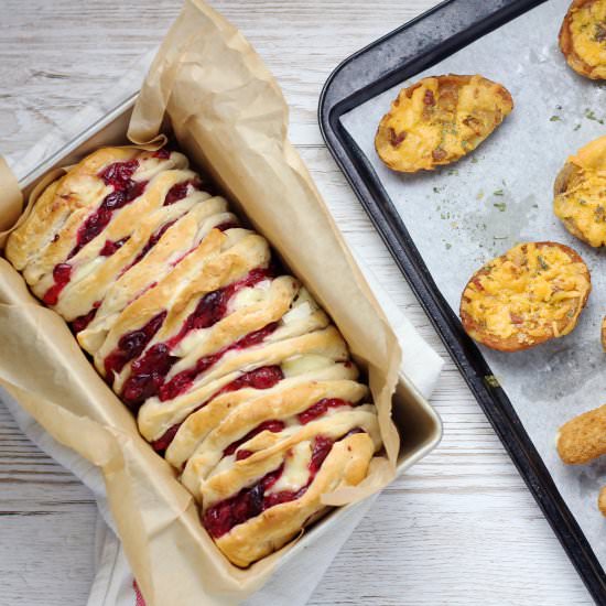 Cranberry Brie Pull Apart Loaf
