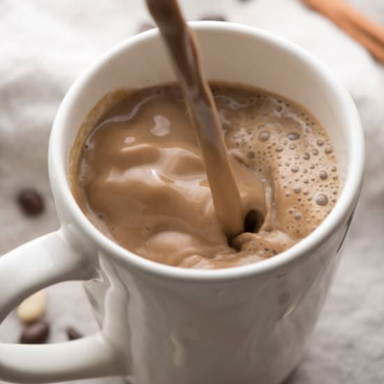Creamy Gingerbread Cashew Coffee