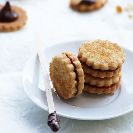 Nutella Sandwich Cookies