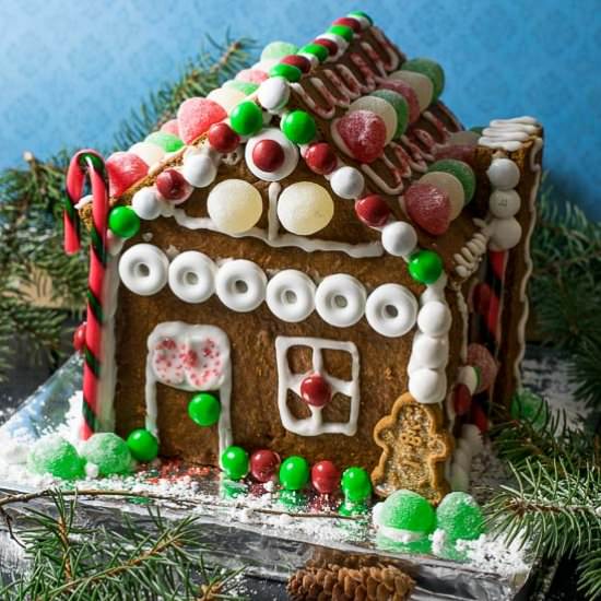DIY Gingerbread House