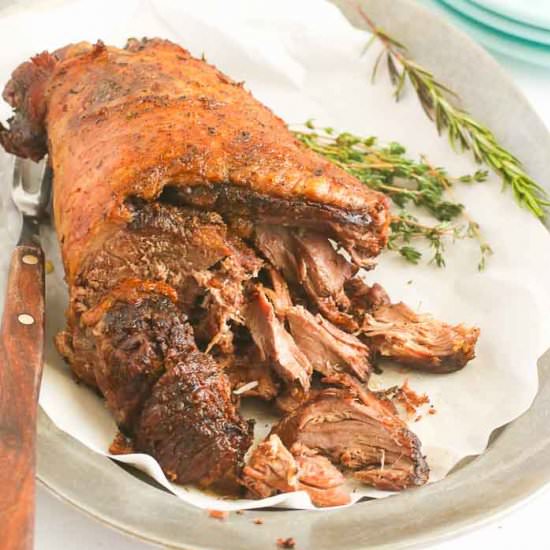 Slow cooker lamb leg