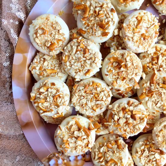 White Chocolate Golden Oreos