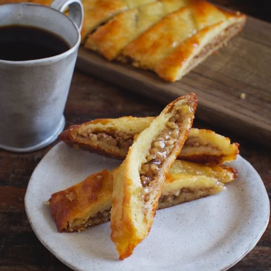 Low-Carb Baklava Braid