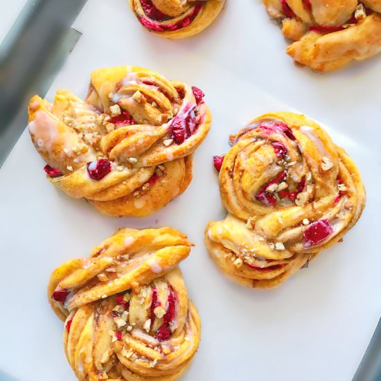 Cranberry Cinnamon Pecan Rolls