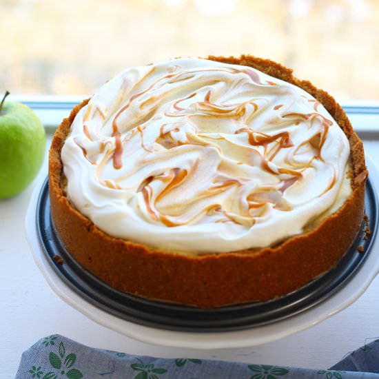 Caramel Apple Cheesecake Pie