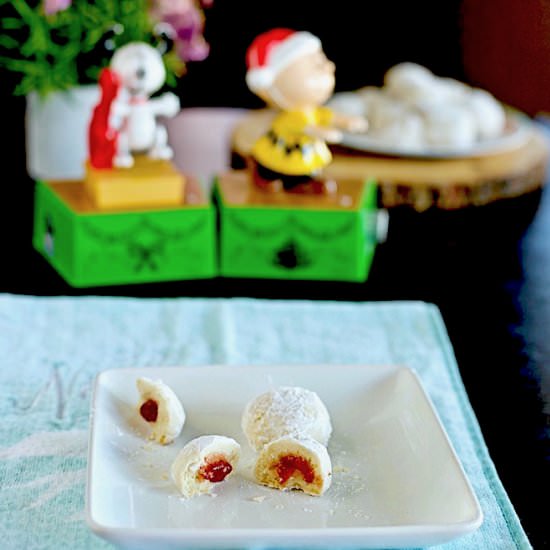 Surprise snowball cookies