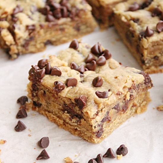 Peanut Butter Chocolate Chip Bars