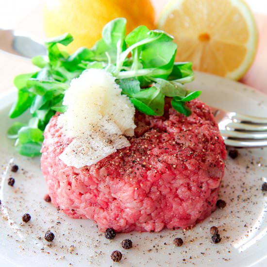 PIEDMONTESE BEEF STEAK TARTARE