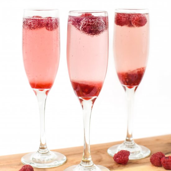 Raspberry Wine Spritzer