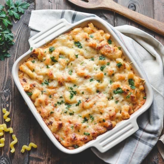 Creamy French Onion Mac and Cheese