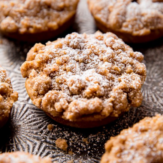 Crumb Cake Donuts