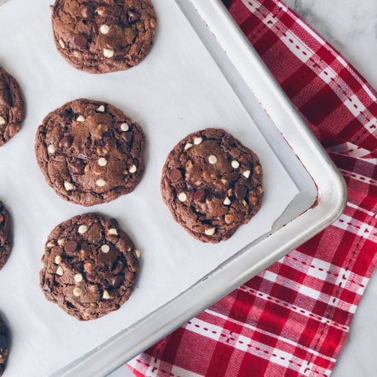 Peppermint Decadence Cookies