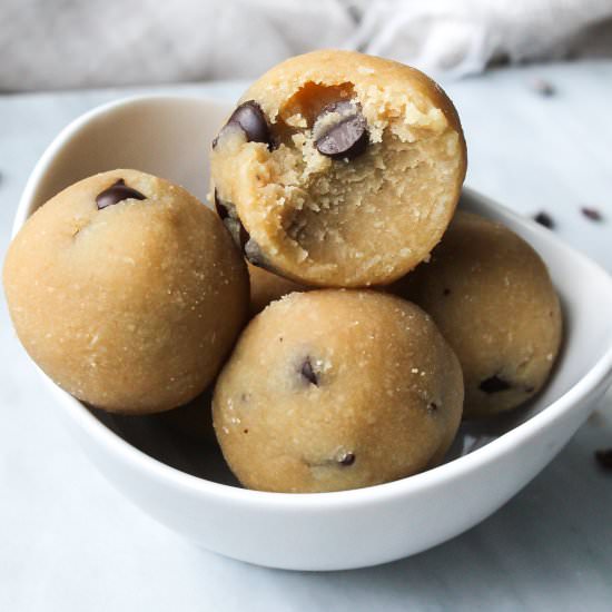 Healthy No Bake Cookie Dough Bites
