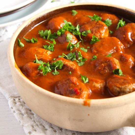 Easy Pork Meatballs in Tomato Sauce