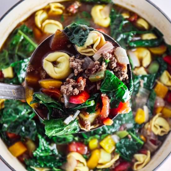 Beef and Pepper Tortellini Soup