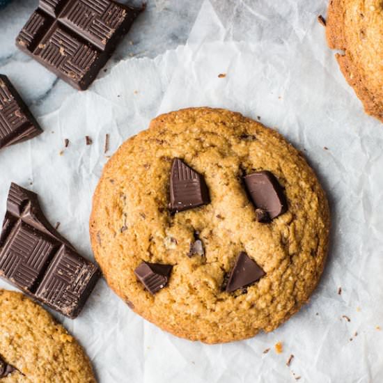 Paleo Chocolate Chip Cookies