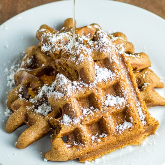 Easy Gingerbread Waffles